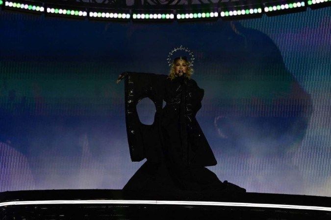 Madonna faz espetáculo teatral para mais de 1,6 milhão de pessoas no Rio