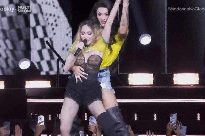 Madonna recebe Pabllo Vittar e bateria com crianças cariocas no palco