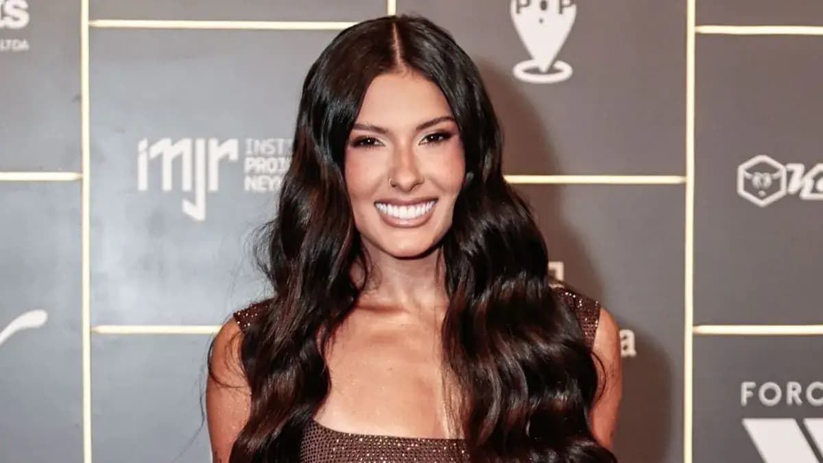 Ana Castela transforma mensagens do pai em nova música autoral