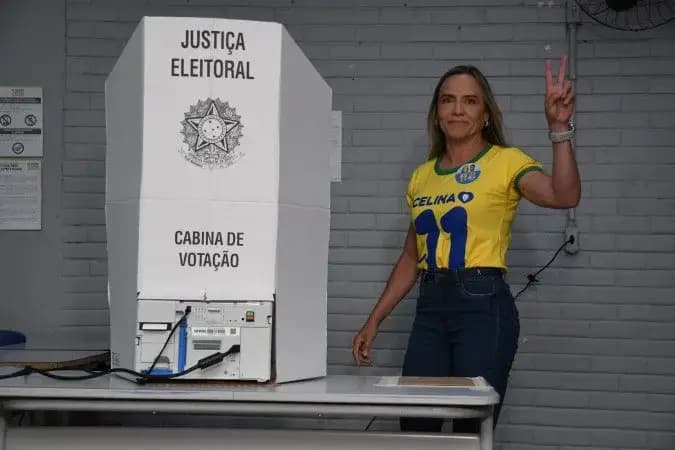 Celina Leão é reeleita governadora do Distrito Federal