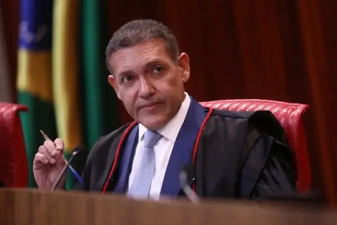 Nunes Marques comanda TSE durante eleições