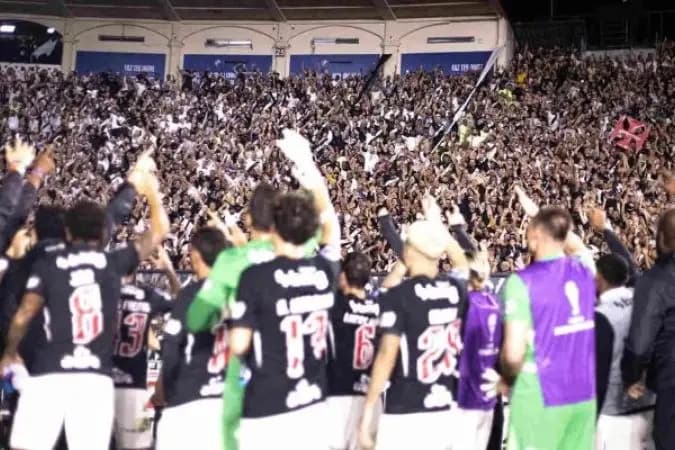 Vasco busca revanche em clássico para disparar do Z4 do Brasileiro