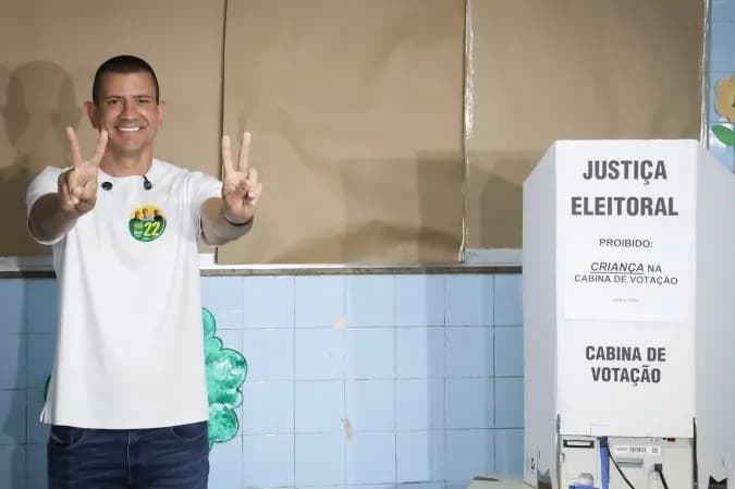 TRE-RJ oficializa vitória de Ruas após retotalização de votos