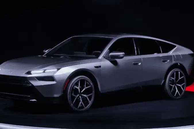 Honda antecipa futuro do Civic: design futurista e tecnologia híbrida