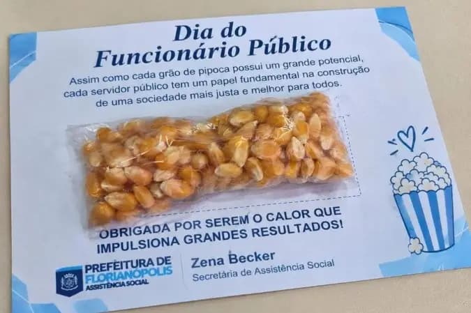 Prefeitura de Florianópolis dá milho de pipoca em 'homenagem' a servidores