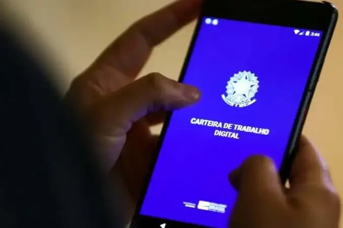 Brasil cria 165,8 mil empregos formais em agosto, aponta Novo Caged