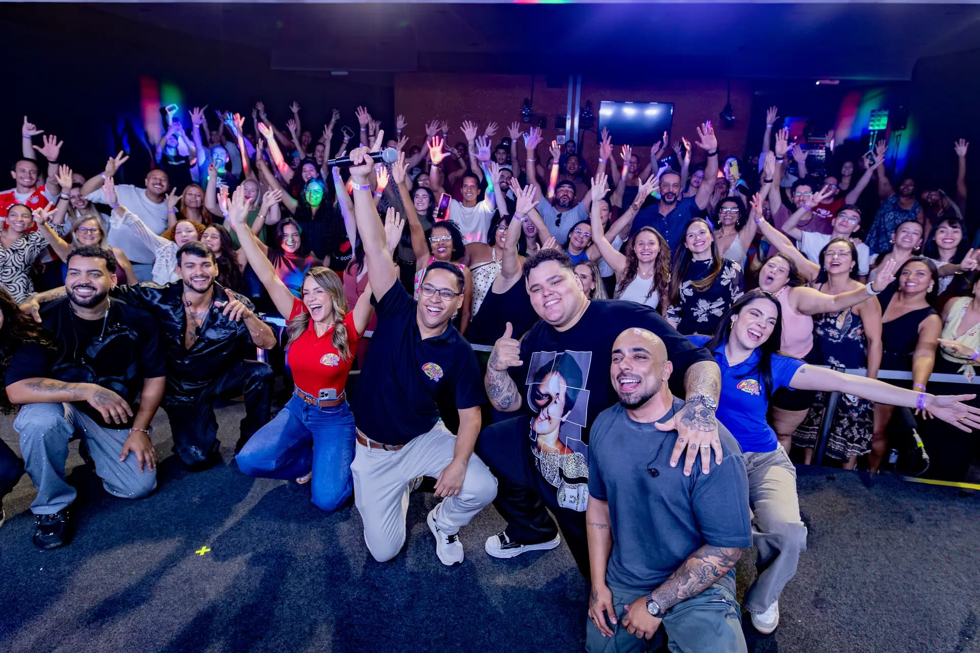 Encontro Marcado com Menos é Mais transforma a Clube FM em palco de pagode