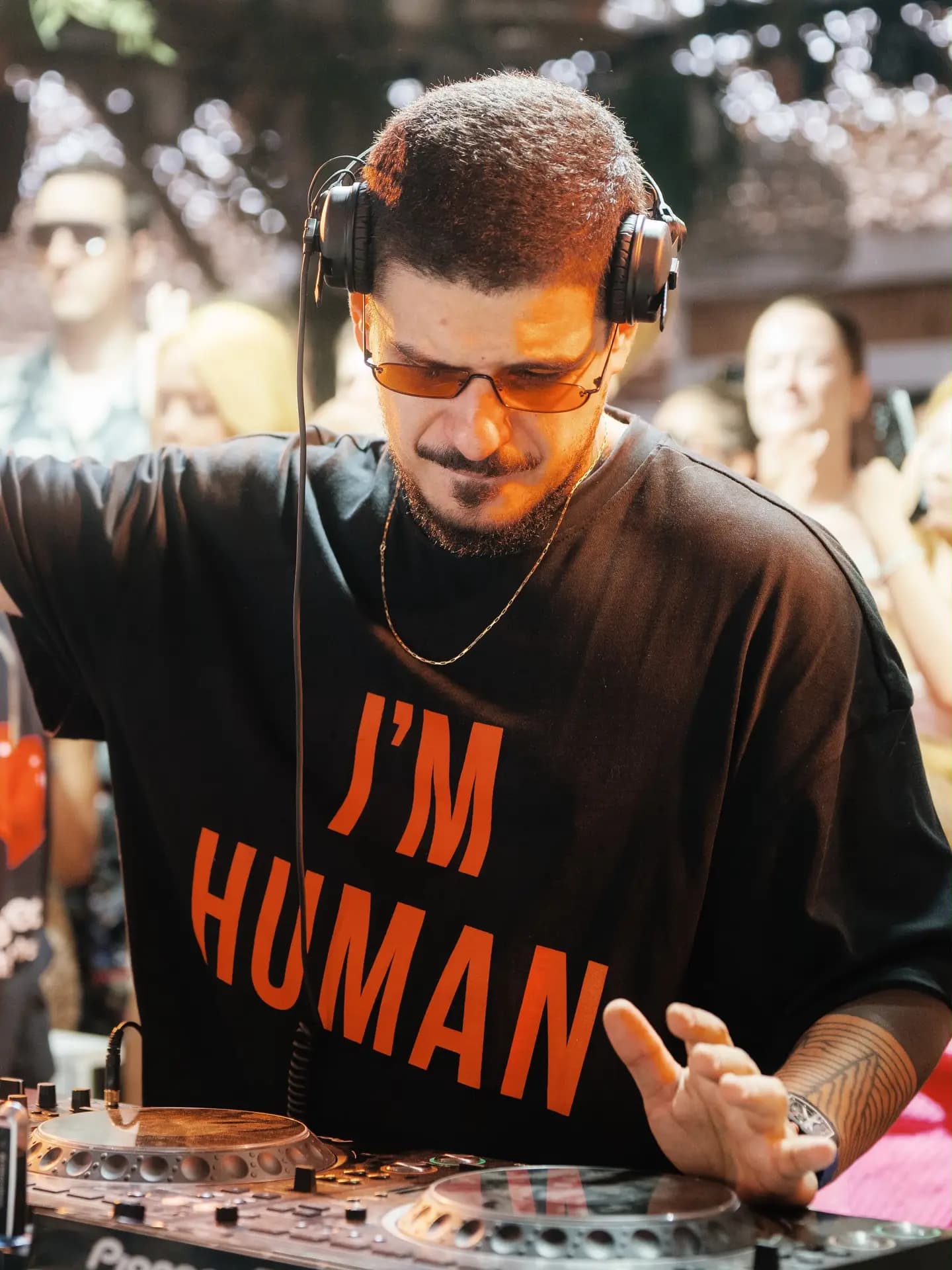 Vintage Culture lança coletânea de música eletrônica