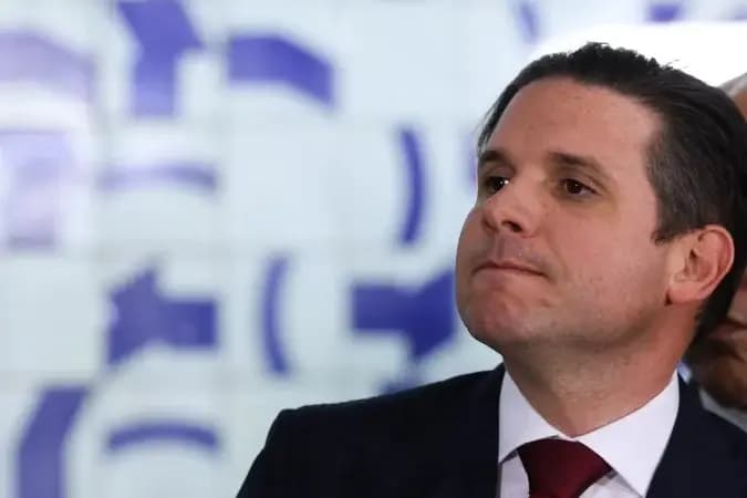 Fim da escala 6x1 opõe Congresso e governo