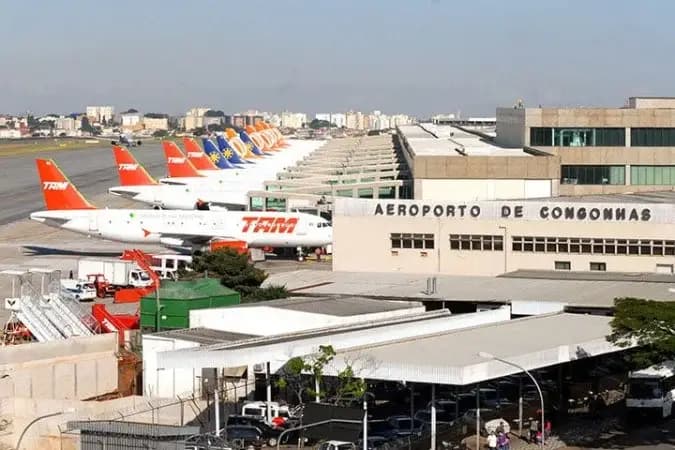Suspeita de vazamento de gás paralisou aeroportos de Congonhas e Guarulhos
