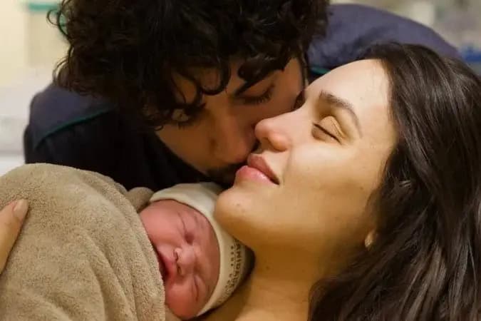 Rafa Kalimann mostra a rotina com a primeira filha