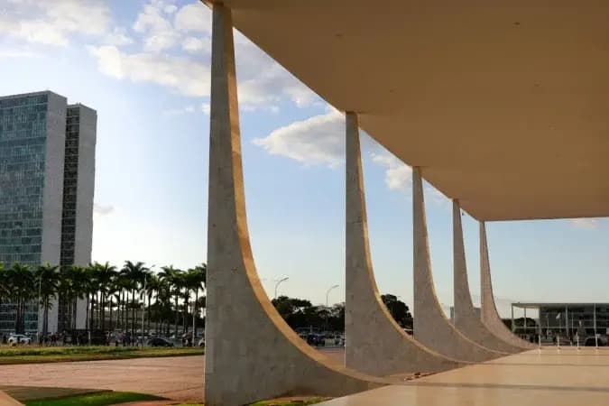 STF conclui julgamentos do 8 de Janeiro com 1.402 condenações