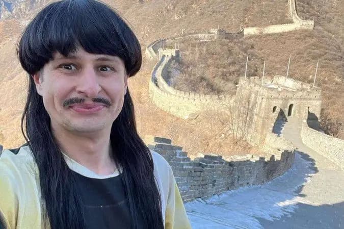 Oliver Tree e youtuber estão entre vítimas de queda de helicóptero