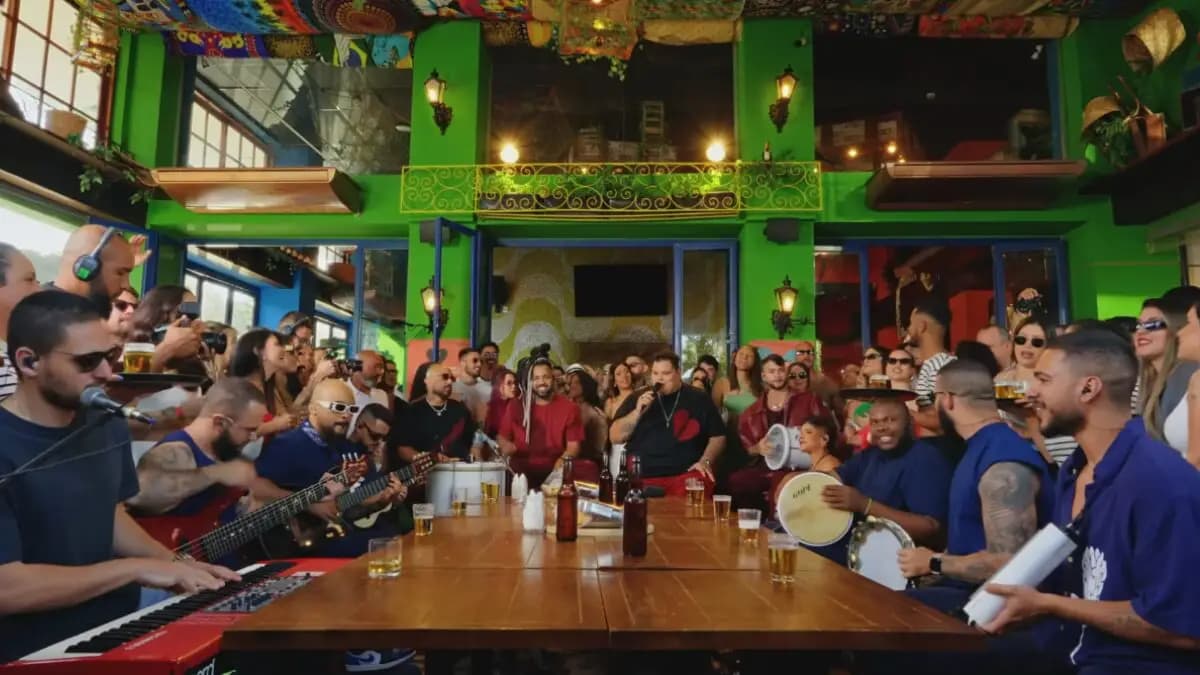 Top 10 músicas mais tocadas no Brasil em 2025